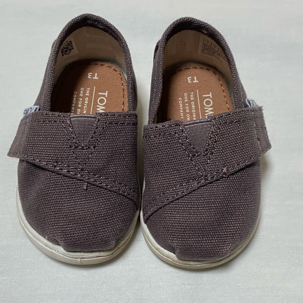 Baby Girl Toms shoes, size 3